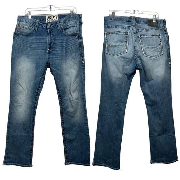 Ariat M2 Relaxed Boot Cut Jeans Mens Sz 33x32 Light Wash Denim Workwear Western - Picture 1 of 11